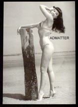BETTIE PAGE  VINTAGE PIN-UP PRINT SEXY 2-SIDED BEACH PHOTO! FIRE HOT! - $9.74