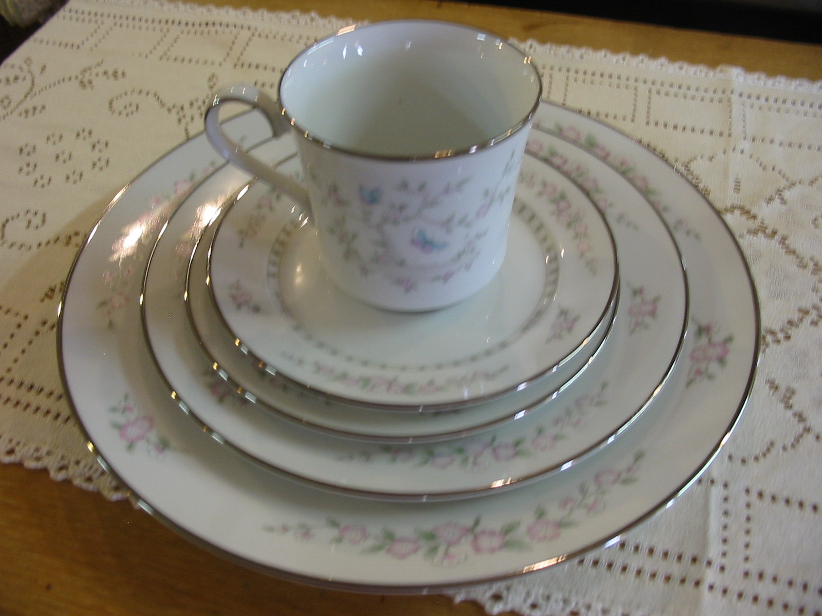 Primary image for Lenox From Japan Bouquet Collection Tea Garden Pattern 5pc Place Setting