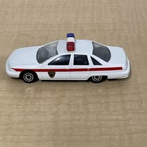 Maisto Springfield Fire Chief Chevrolet Chevy Caprice 1:64 Diecast White KG JD - $9.89