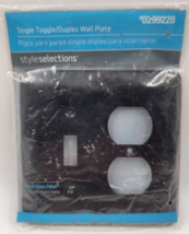 Style Selections Stamped Round 2-Gang Standard Toggle/Duplex Wall Plate ... - $9.50