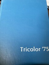 Tricolour Yearbook Queen&#39;s University 1975 Golden Gaels CIS - $28.95