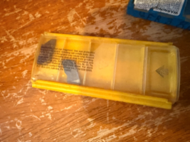 NEW Pack of 2 Kennametal Carbide Inserts # 1760036 DWG 207555r01 KC5010 vh2 - $354.32 MXN