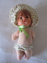 1974 Mattel Baby Beans Doll: brunette w/ flower bonnet &amp; Diaper - $26.50