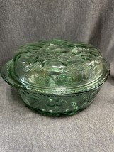 Vintage Libbey &quot;Orchard Fruit&quot; Embossed Glass Covered Casserole Dish EUC - £26.13 GBP