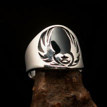 Excellent Men&#39;s Claddagh Ring black Winged Heart Star and Moon - Sterling Silver - £45.87 GBP