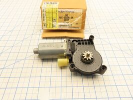 Ford F8RZ-6323395-AA Power Window Motor Front Left LH - €34,33 EUR