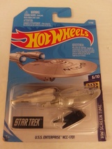 Hot Wheels 2019 #003 Star Trek U.S.S. Enterprise NCC-1701 HW Screen Time Series - £9.61 GBP