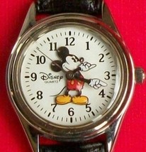 Disney Retired Ladies Mickey Mouse Watch! Out of Production! - £129.79 GBP