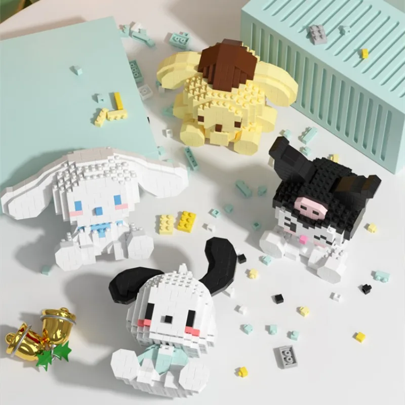 Sanrio Hello Kitty Building Blocks Anime Character Cinnamoroll Kuromi Pochacco - £11.69 GBP