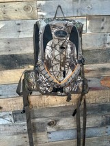 Game Winner Hydration Backpack 2L Water Bladder Hiking Hunting Camo Carr... - $38.32