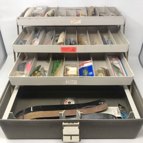 VTG PLANO 7300 3 Tray Tackle Box w/ Lures & Various Fishing Equipment  - £62.29 GBP