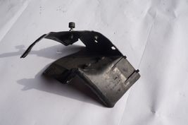 2000-2006 w215 MERCEDES CL500 CL55 RADIATOR UPPER RIGHT MOUNTING BRACKET MOUNT image 3