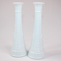 Vintage Pair Of White Milk Glass Starburst 9&quot; Bud Vases Set of 2 Pretty ... - £10.04 GBP