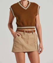 Astr Kirby V-Neck Cropped Sweater Vest Size S - $31.68
