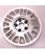 2000 THRU 2005 CHEVROLET MALIBU WHEEL HUB CAP P/N 9593496 GENUINE OEM PART - $680.18 MXN 2000 THRU 2005 CHEVROLET MALIBU WHEEL HUB CAP P/N 9593496 GENUINE OEM PART - $680.18 MXN