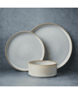 FAMIWARE 12PC DINNERWARE SERVICE FOR 4 - $24.75
