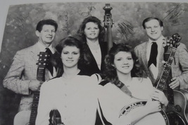 The Watkins Family Pic 8*10 Inch Don Autographed NM Eastanolle Georgia 1... - $29.77