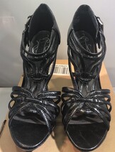 Soda Shoes Womens size 1 Tan Wedges - $15.56