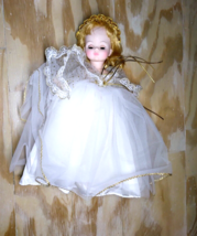 Vintage Madame Alexander Cinderella Classic Series 14 Doll White Dress 1... - $39.78