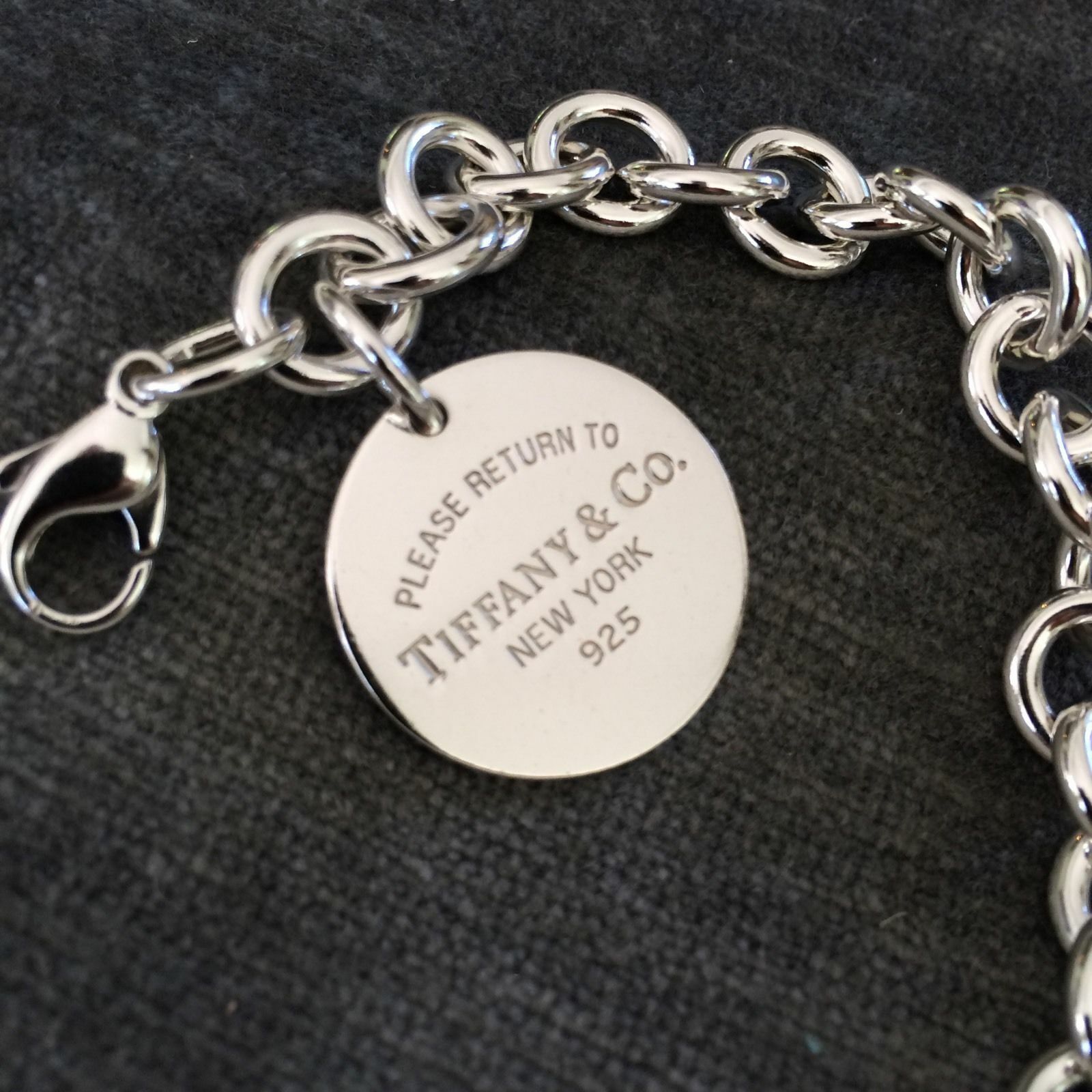 Please Return to Tiffany & Co LARGE Silver Round Circle Charm Bracelet GENUINE - £243.85 GBP