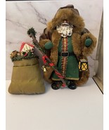 GRANDEUR NOEL CLOTHTIQUE FABRIC MACHE SANTA - $352.60 MXN