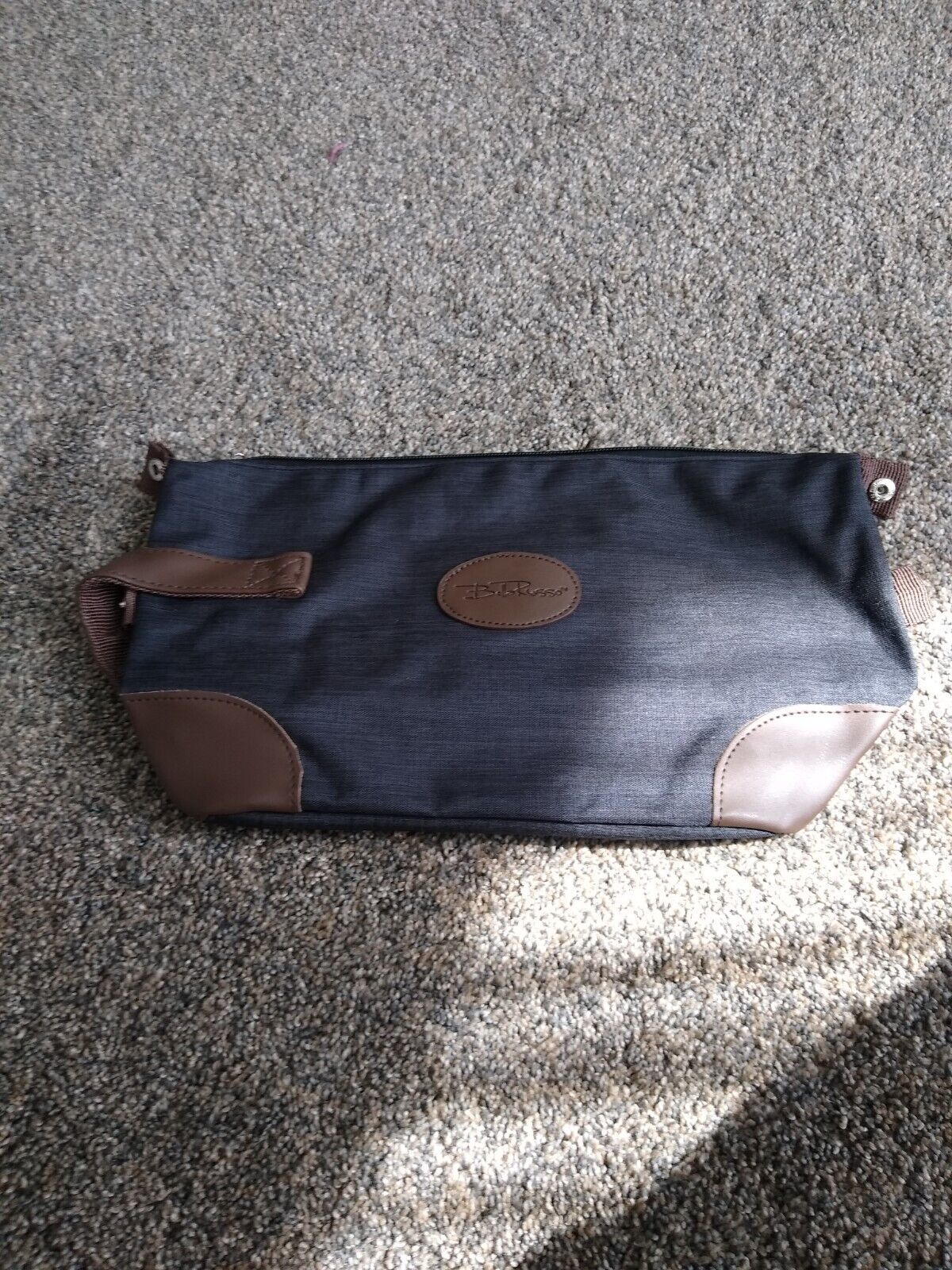 New Bella Russo Oxford Luggage Bathroom Supply, Make Up, Accessories Bag - $7.50