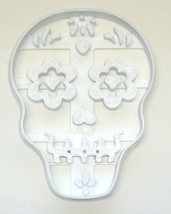 Sugar Skull Detailed Day Of The Dead Celebration Cookie Cutter USA PR3618 - £3.14 GBP