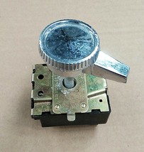 Washer Selector Switch For Whirlpool P/N: 688039 [Used] - $14.84