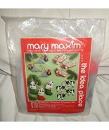 Mary Maxim Plastic Needlepoint Christmas Ornament Kits Stockings And Pan... - $10.99