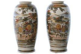 c1900 Japanese Meiji Satsuma Mirrored Pair of vases - £253.09 GBP