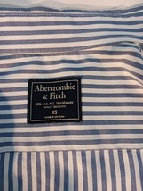 Abercrombie & Fitch Long Sleeve Button-Down Collar Men Shirt XS Wht/Blue Striped image 7