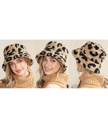 Leopard Print Hat   One Size fits most Stay warm &amp; hip Tan &amp; Black - $513.18 MXN