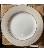 Mikasa Parchment Salad Plate Fine China 8&quot; - £9.28 GBP