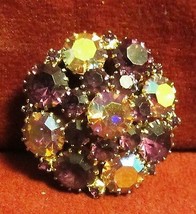 GORGEOUS 3 D DOME PURPLE RHINESTONE PIN / BROOCH - SIGNED WEISS - $34.82