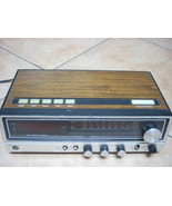 vintage clock radio JC Penny&#39;s - $101.52 CAD