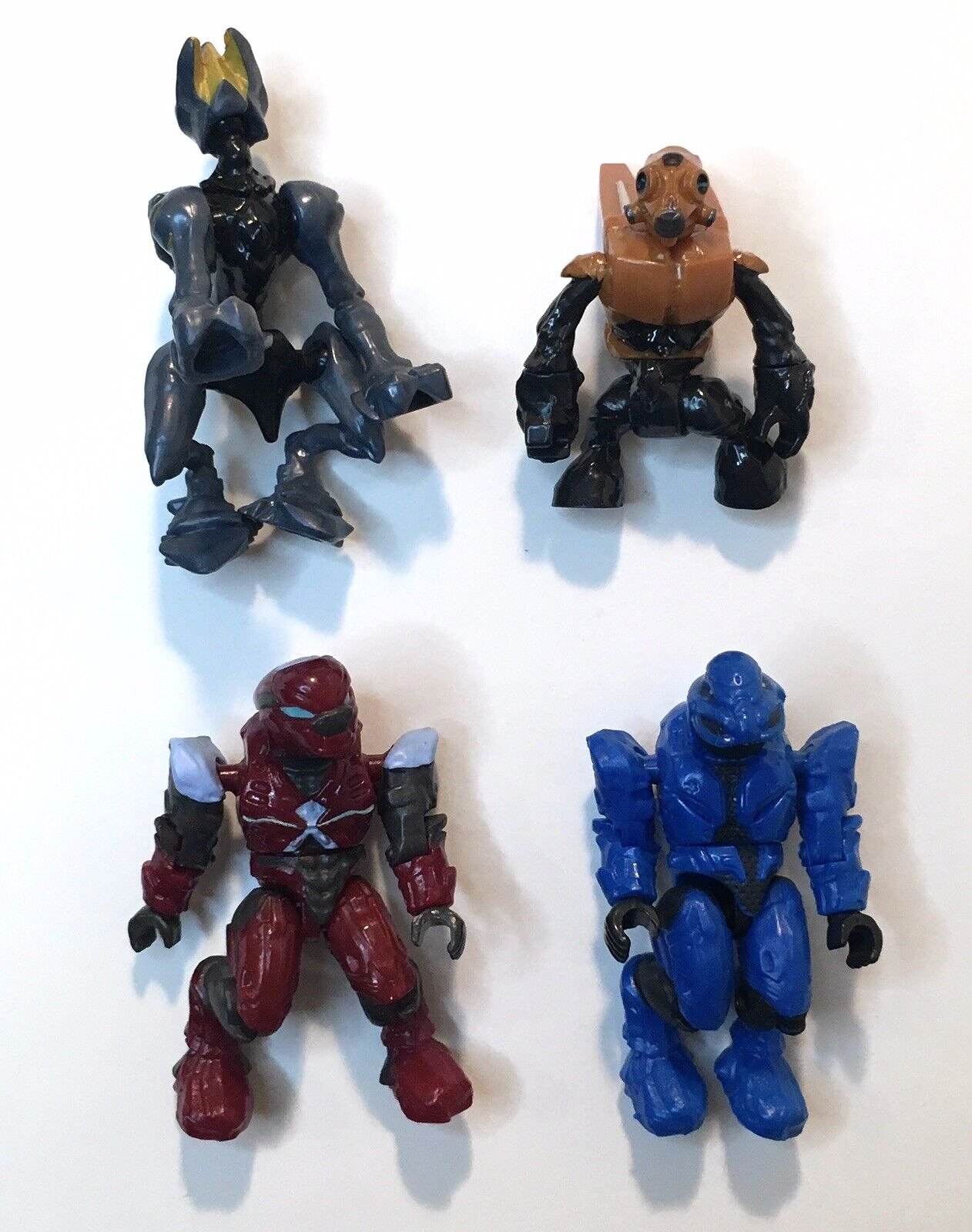 Lot of 4 Halo Mega Blocks Mini Figures Assorted Unknown Names - $12.00