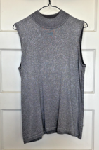 Peter Nygard Silver Sleeveless Knit Shell Size L - $20.10