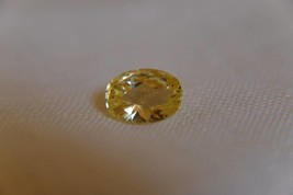 Vivid Lemon-Yellow Sapphire - Rectangular - 2.70 ct - AGL certified - $1,600.00