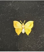 Vintage Gold-Tone Butterfly Brooch With Faux Pearl &amp; Rhinestone Accent -... - $276.79 MXN