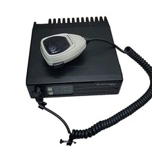 Motorola Radius D34LRA73A5CK Radio With Microphone Handle HMN1056C UNTESTED - $28.05