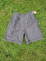 Vintage 80-90s  F.Shay of Boston grey wool hi waist Cullote shorts up to w30&quot;  - £28.48 GBP