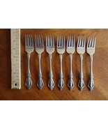 Oneida RAPHAEL Stainless Distinction Deluxe Silverware HH: 7x Salad Fork... - $494.07 MXN