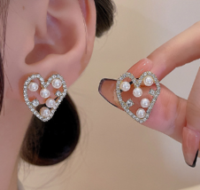 New hollow love pearl zircon earrings female light luxury small temperament - £15.50 GBP
