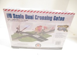 HO - BACHMANN 444579 - NICKEL SILVER CROSSING GATE ACCESSORY - NEW- S36A - $31.30