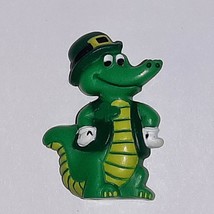 Vintage Hallmark St Patrick&#39;s Day Pin Buttons Green Crocodile Alligator 1984 - £3.95 GBP