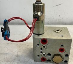 Power Bob-Tach Valve Hydraulic Quick Attach Skid Steer Coupler Control Unit - $424.99