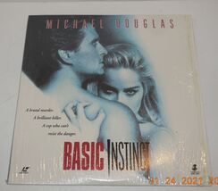 Laserdisc 1992 Basic Instinct Michael Douglas Sharon Stone - $17.79