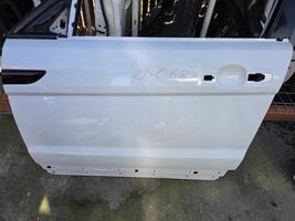 Driver Left Front Door Suv 4 Door Fits 12-19 EVOQUE 77101 image 2