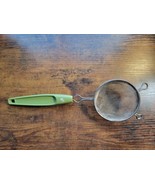 Vintage Plastic Avocado Green Handle Strainer/Sifter - Mid-Century, MCM,... - $263.69 MXN