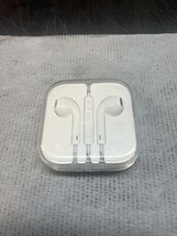 NEW Genuine OEM Apple iPhone Wired Earpods Earphones Earbuds 3.5mm Jack - £7.30 GBP